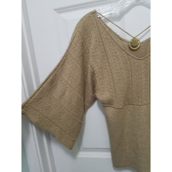 I.N. San Francisco CamelBrown Sz S Continuous Arm Bell Sleeve Smocked Bodice Top - Picture 3 of 10